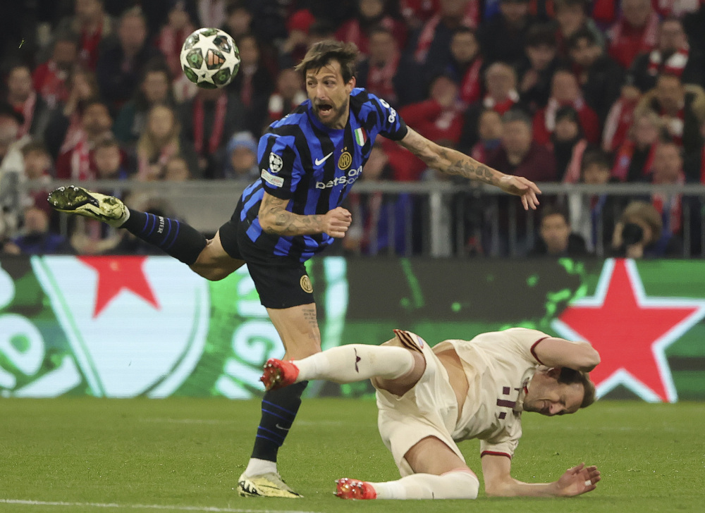 都体：阿切尔比、德弗赖和达米安将在赛季末合同到期后离队（都体：阿切尔比、德弗赖、达米安合同将于赛季末到期，三人届时离队）