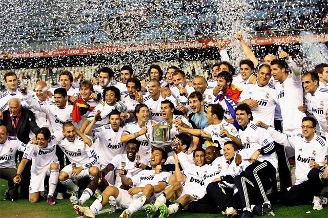 皇马最新伤病情况：赫伊森&阿拉巴预计将于近期回归（皇马伤情更新：赫伊森、阿拉巴有望短期内复出）