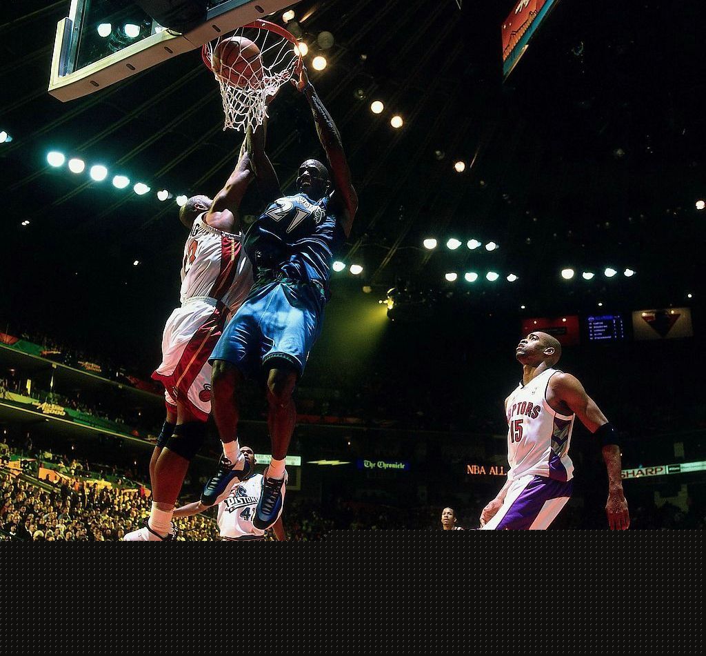 卡佩罗：卡拉菲奥里很像拉莫斯，我希望看到他在国家队踢后腰（卡佩罗称卡拉菲奥里颇似拉莫斯，盼其在国家队司职后腰）