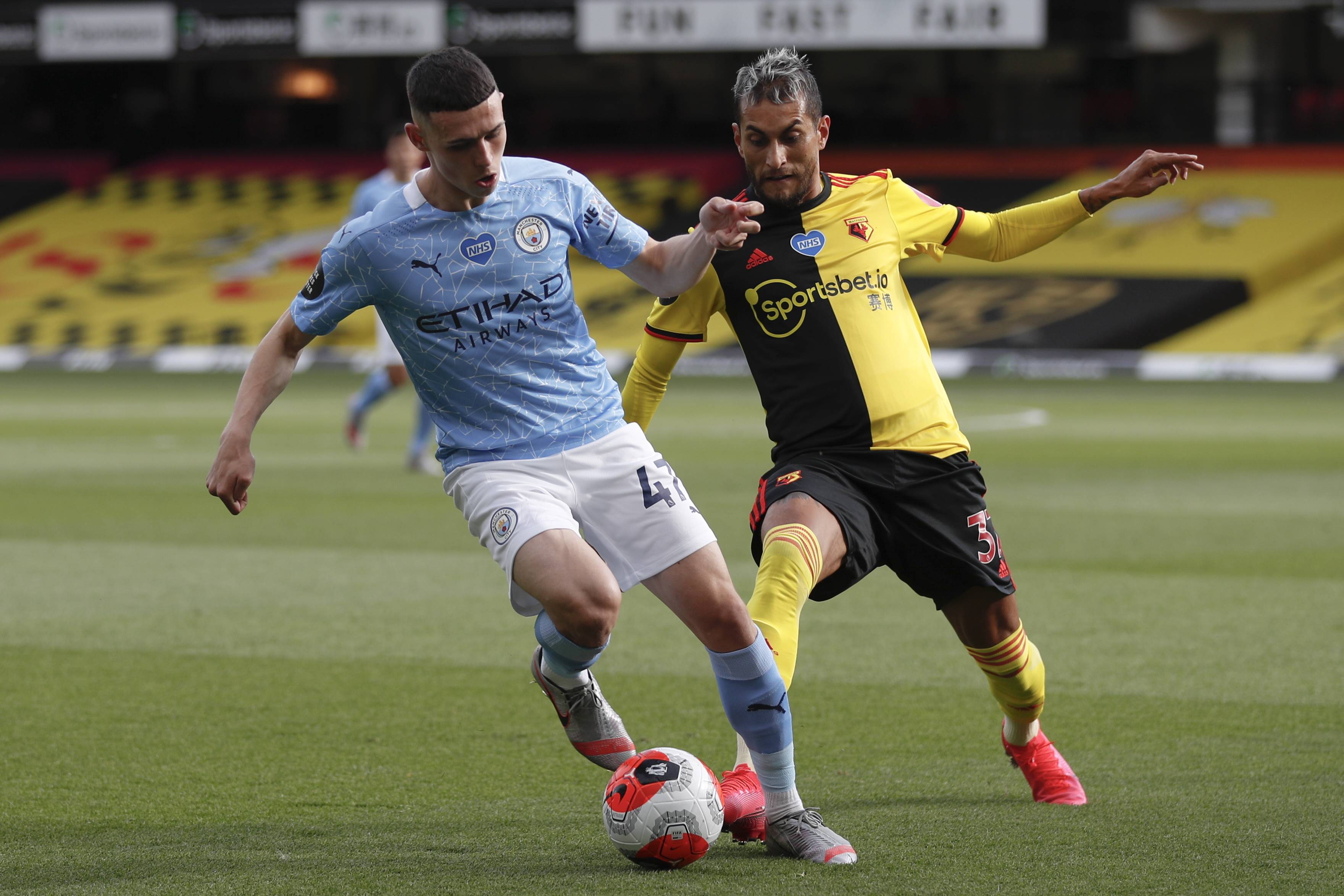 斯基拉：尤文未谈妥麦肯尼续约，两家意甲俱乐部已与球员接触（斯基拉：尤文与麦肯尼续约未达成一致，两家意甲俱乐部已与其接触）