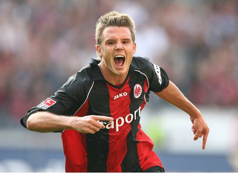 博洛尼亚vs克雷莫内塞：奥尔索利尼、胡安-米兰达首发，瓦尔迪、奥代罗出战（博洛尼亚对阵克雷莫内塞：奥尔索利尼、胡安-米兰达先发，瓦尔迪、奥代罗出场）