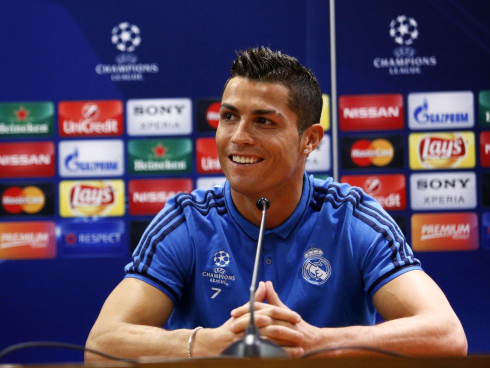 进球助攻双榜首，帕斯12轮造9球意甲球员直接参与进球数第一（帕斯12轮造9球，领跑意甲进球助攻双榜，直接参与进球数第一）