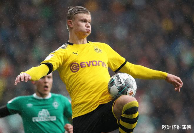 成都vs广岛三箭：费利佩、周定洋出战，德尔加多替补（成都对阵广岛三箭：费利佩、周定洋出战，德尔加多替补待命）