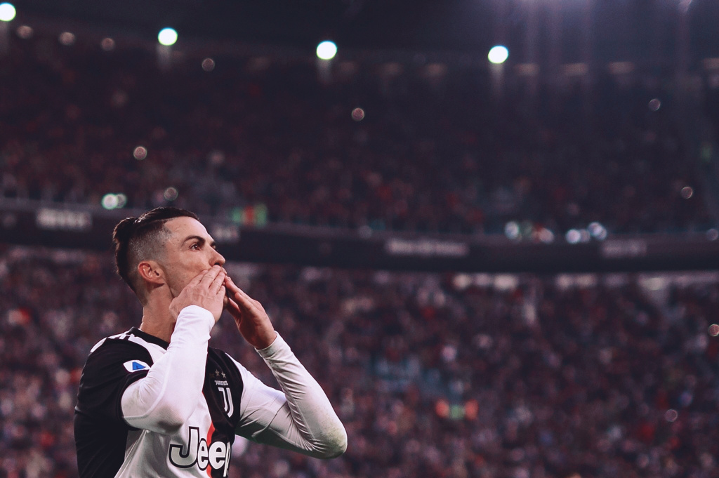 阿利松：萨拉赫有表达感受的自由，但就要承担相应的后果（阿利松：萨拉赫有权表达情绪，但也要为此承担后果）